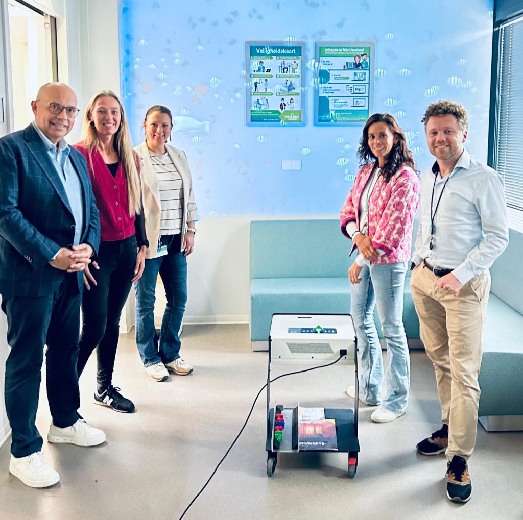 La fondation LKQ Benelux-France et la Stichting DaDa ont uni leurs forces pour fournir des projecteurs Qwiek.up